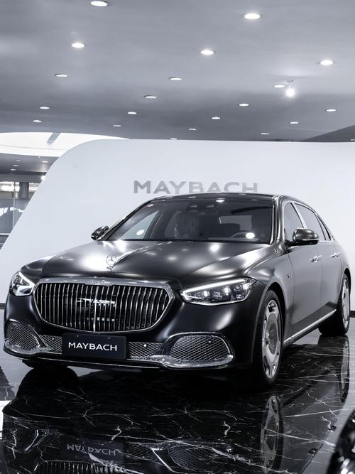 重庆295岚图汽车的售后服务让用户无忧出行，迈巴赫未来的豪华车趋势